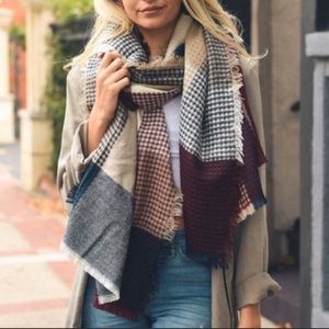 Burgundy/navy scarf